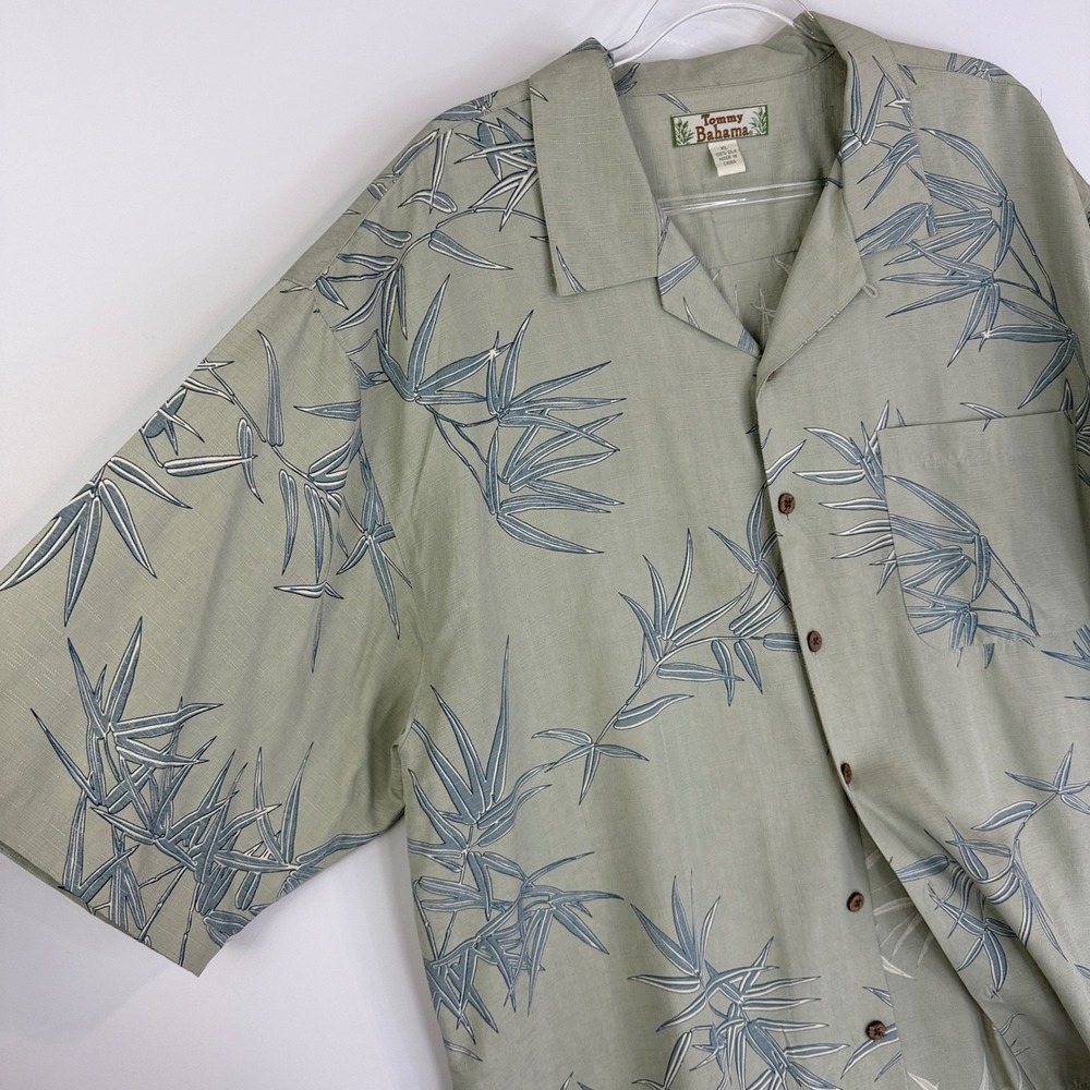 Tommy Bahama Button Front Shirt Mens XL Green Silk Bamboo Leaf Tropical Camp